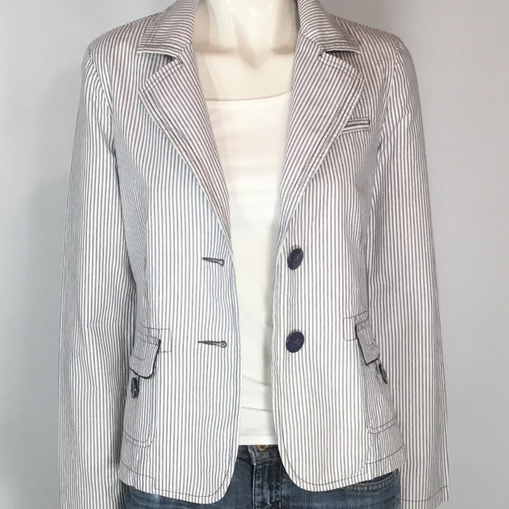 La Classe Couture Striped Summer Blazer